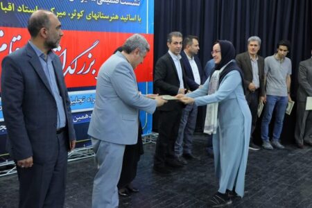 اساتید هنر به ما یاد دادند که چگونه زیبایی را ببینیم