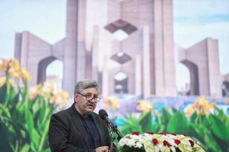 اشعار شهریار، الگوی همدلی و وفاق در جامعه امروز است